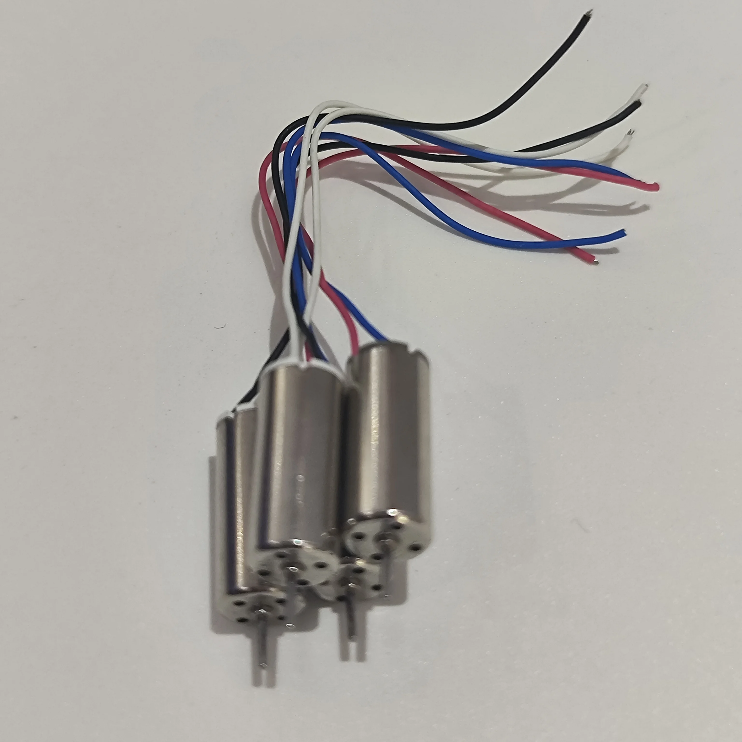 Original D16 nuevos recambios para Mini drones CW CCW Motor 4 Uds