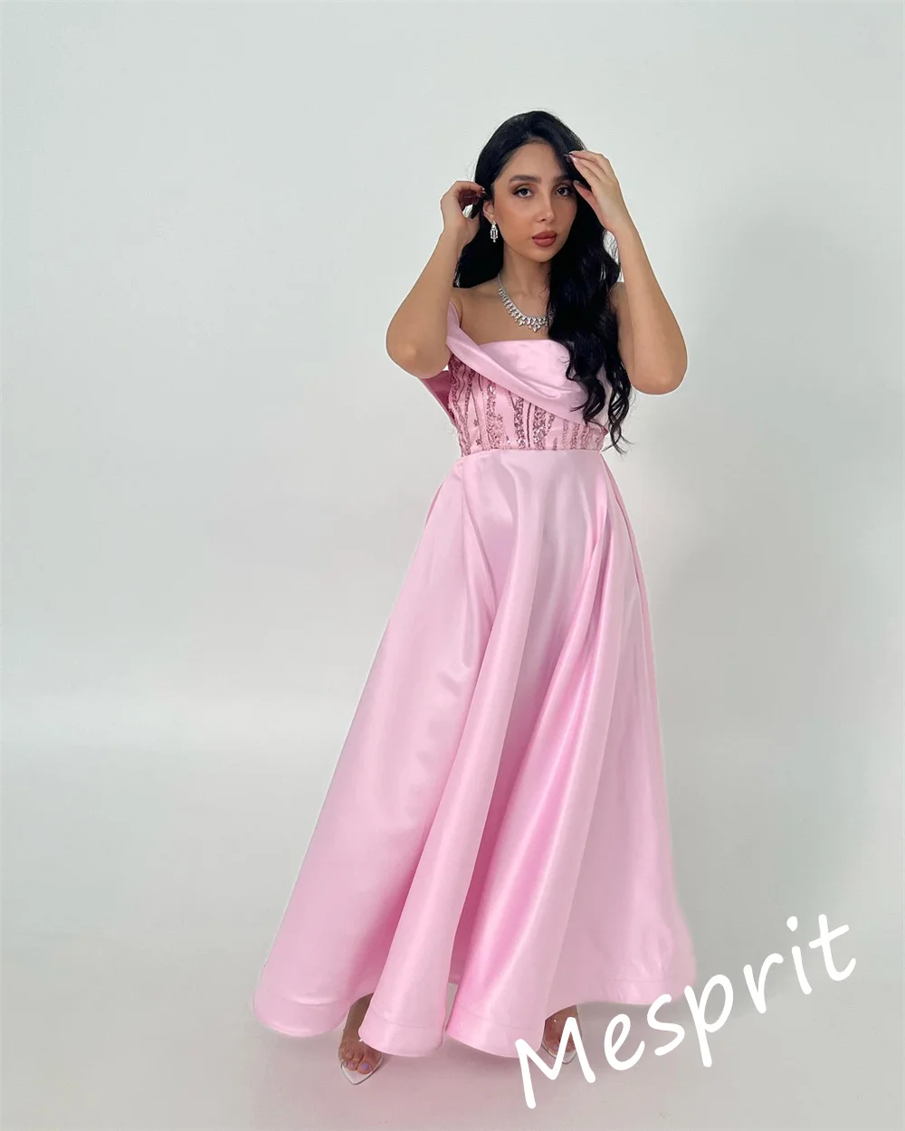 Simple One-shoulder A-line Floor Length Quinceanera Dress Paillette / Sequins Satin Formal Occasion Gown فساتين للحفلات الراقص