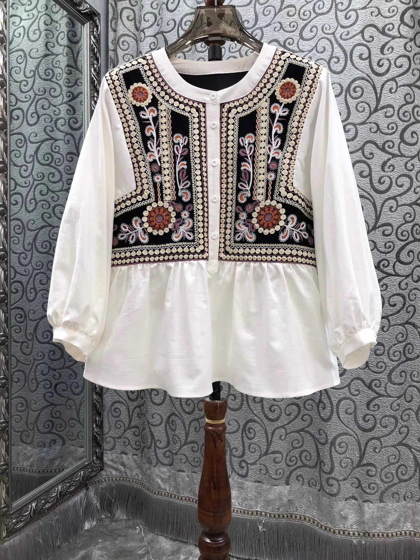 

100%Cotton Jackets 2026 Spring Fashion Coat Women Vintage Prints Pocket patchwork Long Sleeve Casual Loose Coat Outerwear