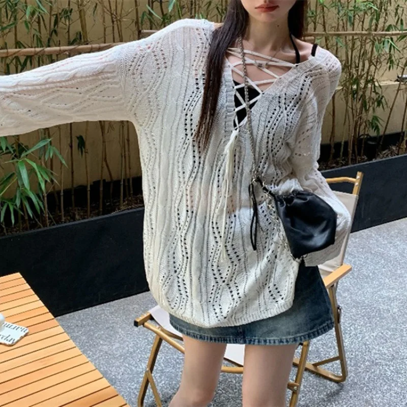 

White Knitted Blouse Women's Spring Suspenders with Lazy Design Niche Hollow Backless Top 2025 New