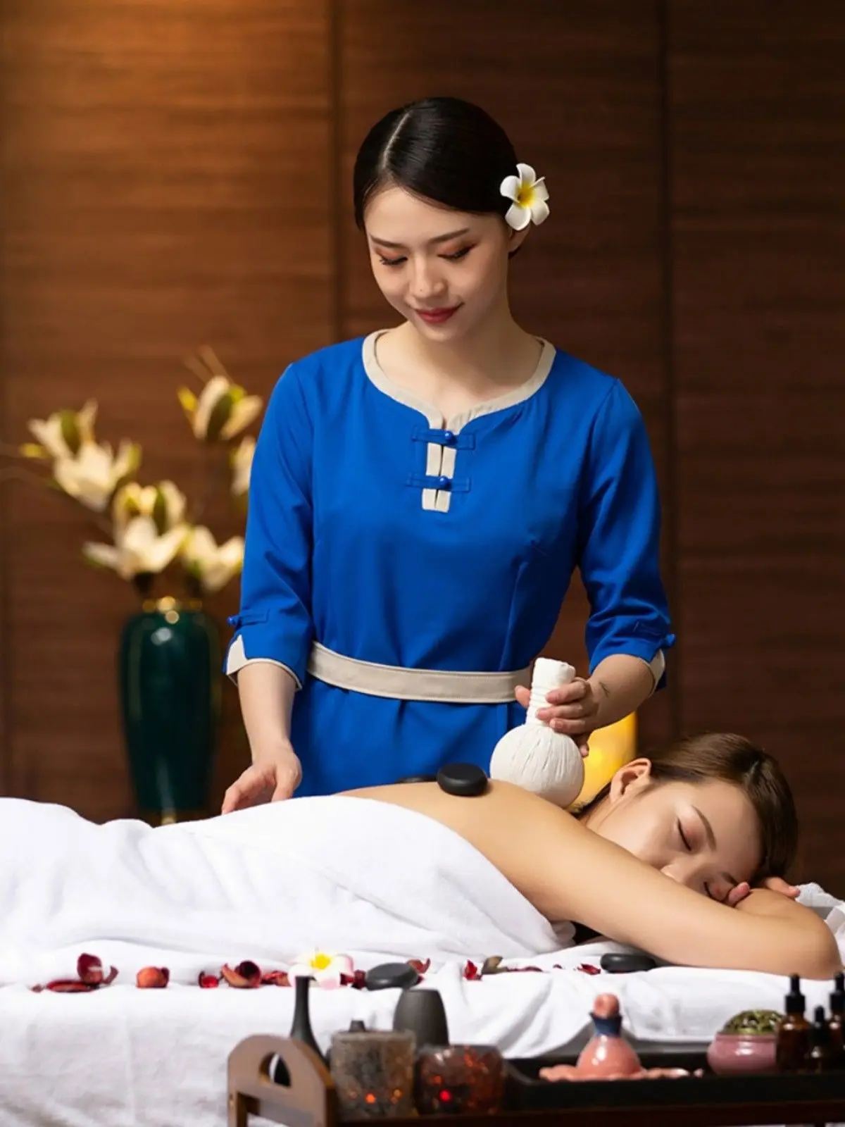 مجموعة بدلة فني صحي لساونا حمام القدم للسيدات من سبا تايلاندية