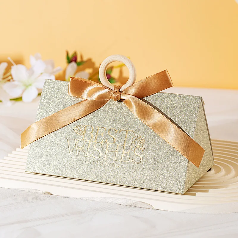 European Style Wedding Candy Box Packaging Box Paper Box Premium Candy Gift Box with Ribbon and Wooden Ring for Wedding Party