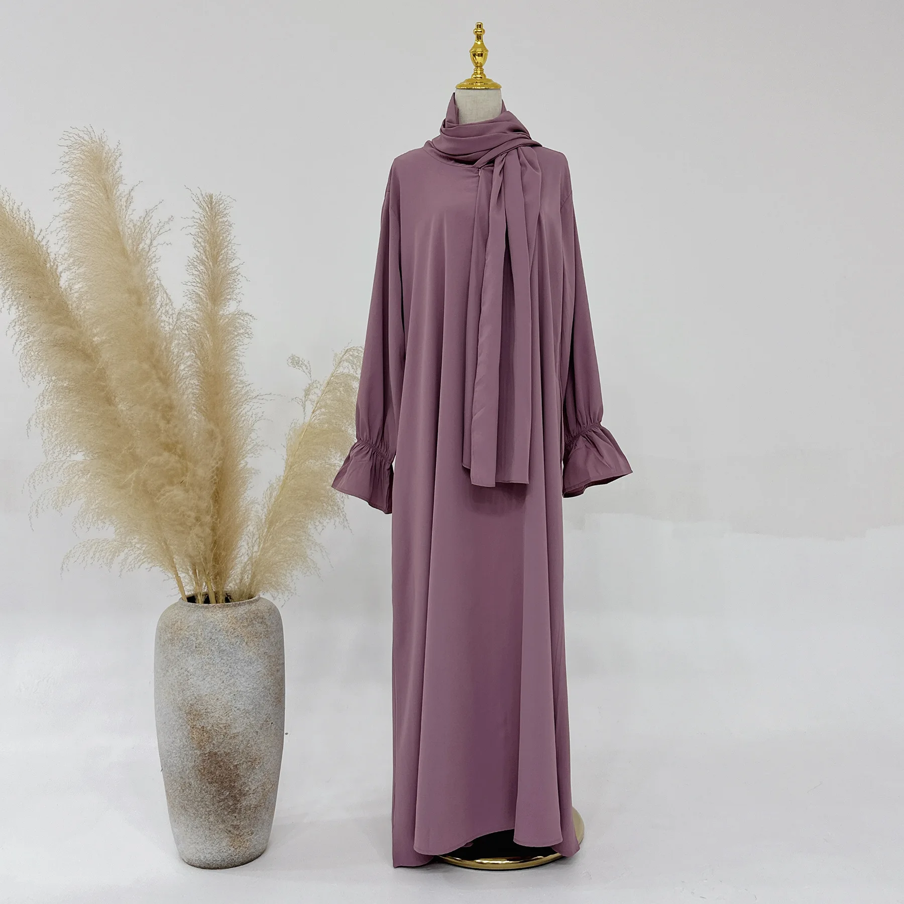 Eid couleur unie Simple modeste caftan vêtements islamiques pour les femmes prière Abaya sweat à capuche dubaï turquie Style grande taille robes musulmanes