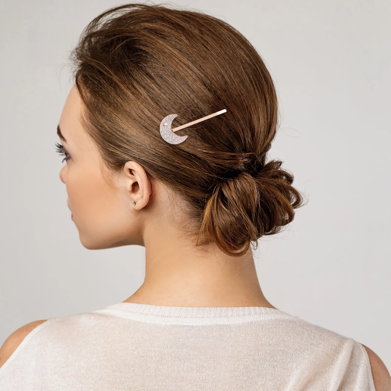 

2Pcs Decorative Moon Star Hairpins Zinc Alloy Bobby Pins Rhinestone Sparkle Hair Clips for Everyday Special Events