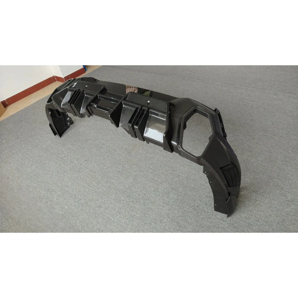 Car Body Parts Upgrade LD Style Dry Carbon Fiber Rear Lip Diffuser Suitable for  XM