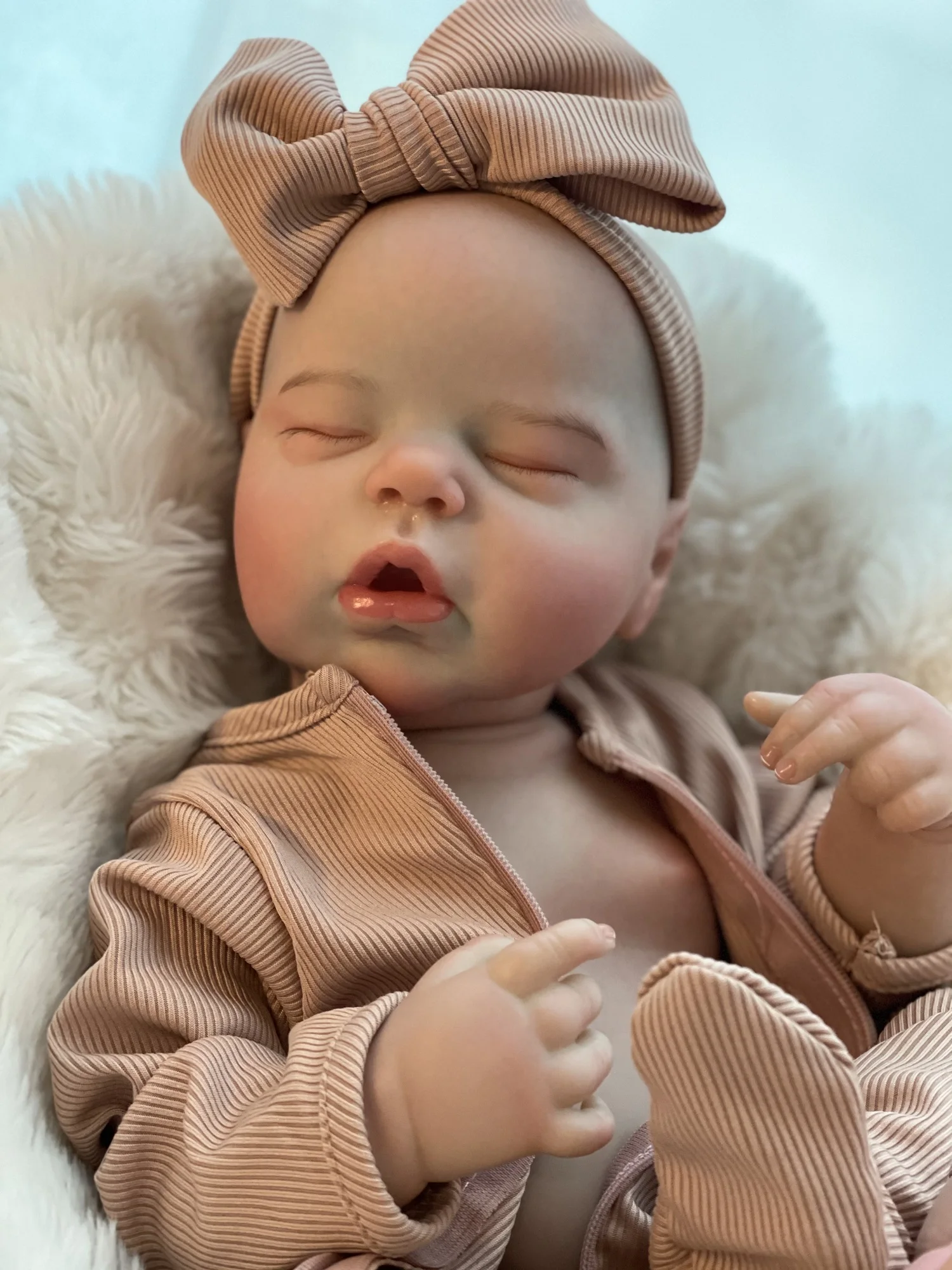 47cm Washable Cuddly Bebe Reborn Girl With 3D Painted Skin Handmade Full Body Vinyl Doll Lifelike Newborn Baby Doll