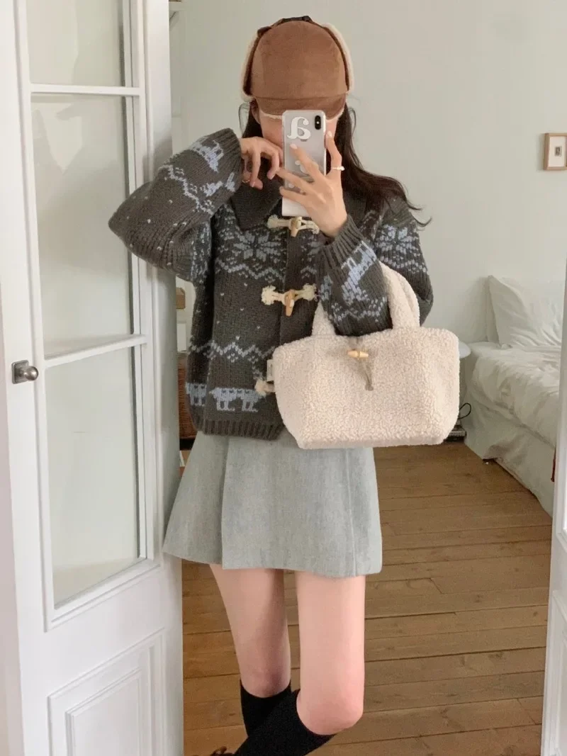 Neploe Heavy Industry Jacquard Lapel Collar Horn Button Sweater Coat 2024 Autumn Japanese Casual College Style Knitted Cardigan