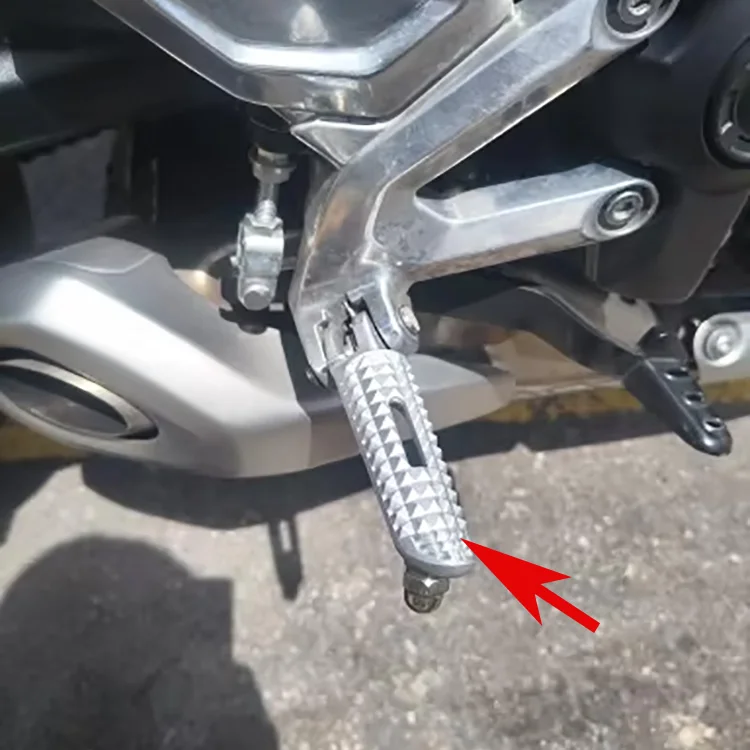 Motorcycle Footrests For Tiger Sport 660 For Trident 660 For Daytona 660 Speed Twin Front Driver Pedals Footrest Rear Foot Pegs