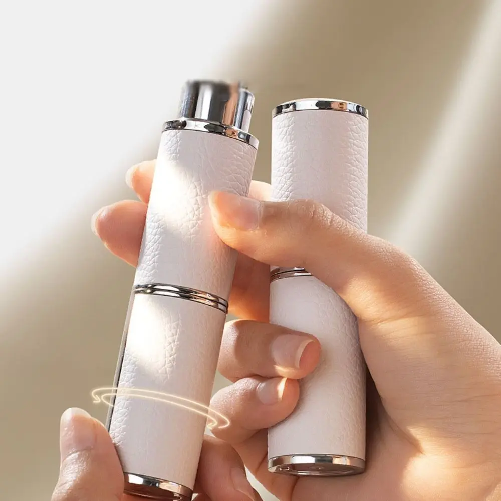 8 ml Refillable Perfume Atomizer High-end Leather Mini Cosmetic Containers Rotary Press Type Liner Glass Liquid Container