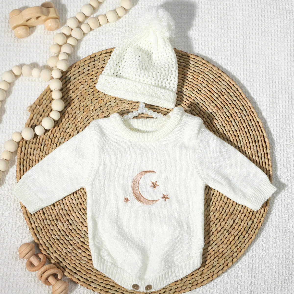 Ylsteed Knitted Newborn Photography Outfits Embroidery Moon Star Romper with Pom Hat  Baby Boy Girl Jumpsuit for Photo Shooting