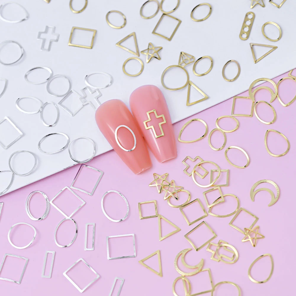 200 Pz 3D Oro/Argento Misto Stella/Luna Unghie artistiche Pendenti e Ciondoli Croce di Metallo/Amore/Geometria Unghie Decorazioni Y2K Accessori per Manicure di Lusso