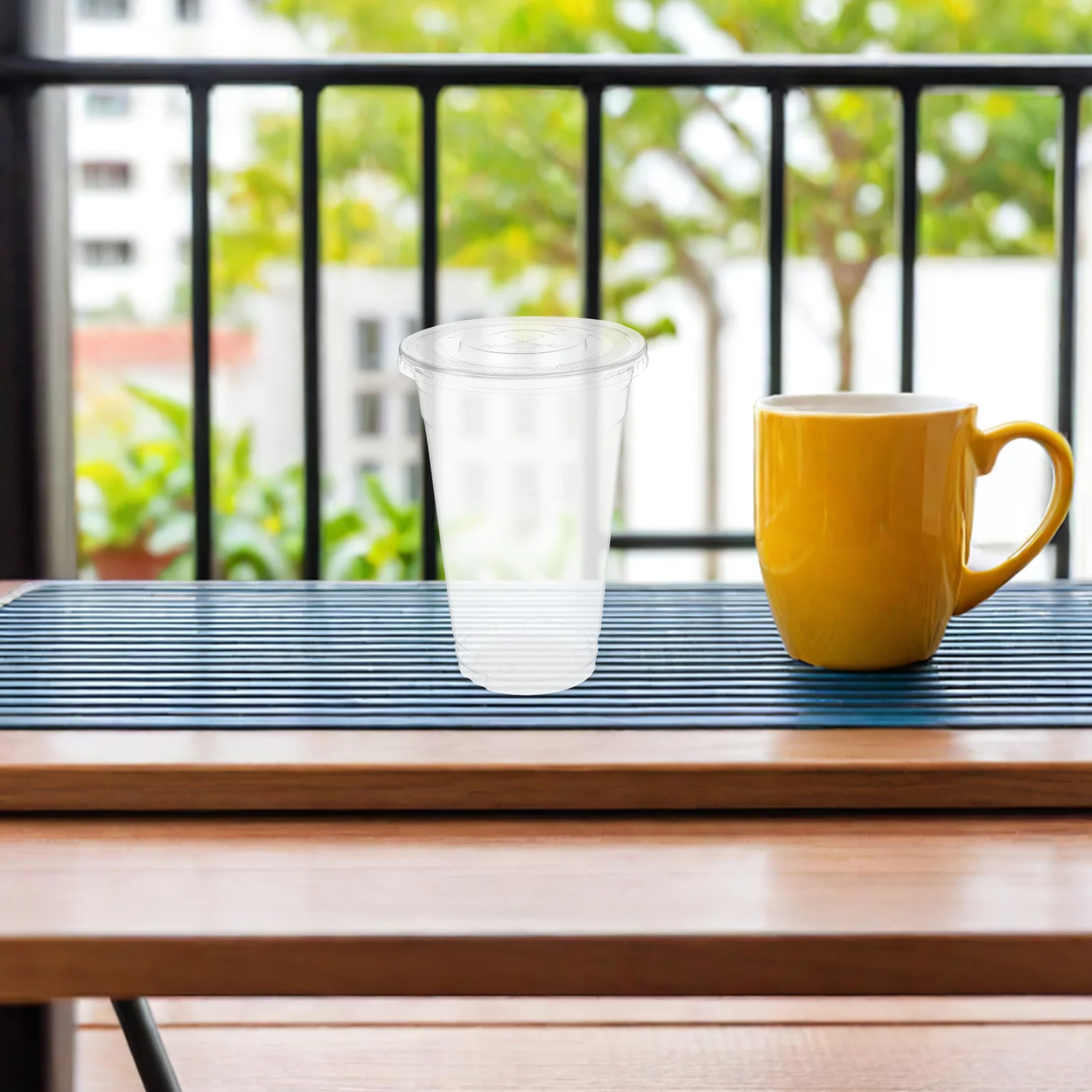 

100Pcs Disposable Milk Tea Cups Clear Lids Wide Mouth Cold Drinks Lemon Tea Coffee Smoothies for Events Cold Cups