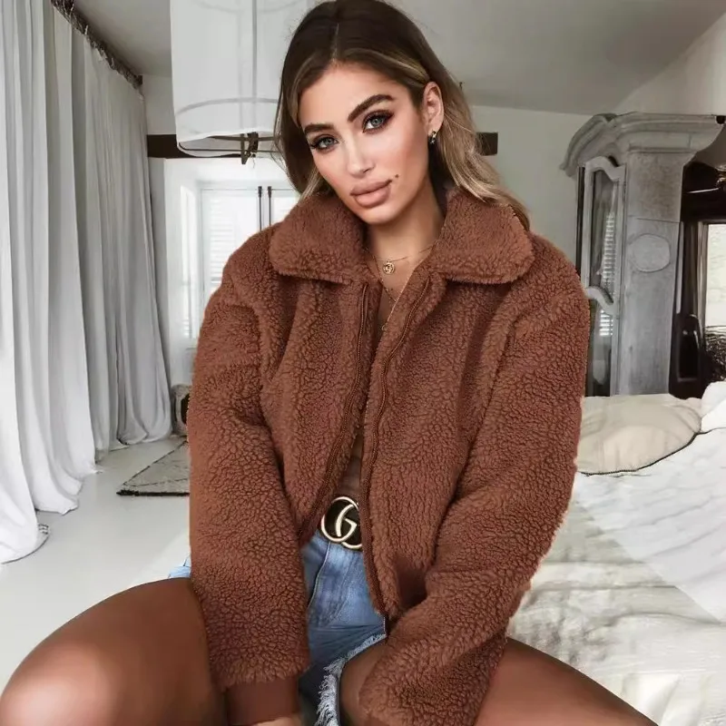 Damska kurtka zimowa zapinana na zamek, ocieplana sztucznym futrem, odzież wierzchnia, długi rękaw, kurtki polarowe, sweter, puszysty płaszcz, stylowa odzież wierzchnia damska.