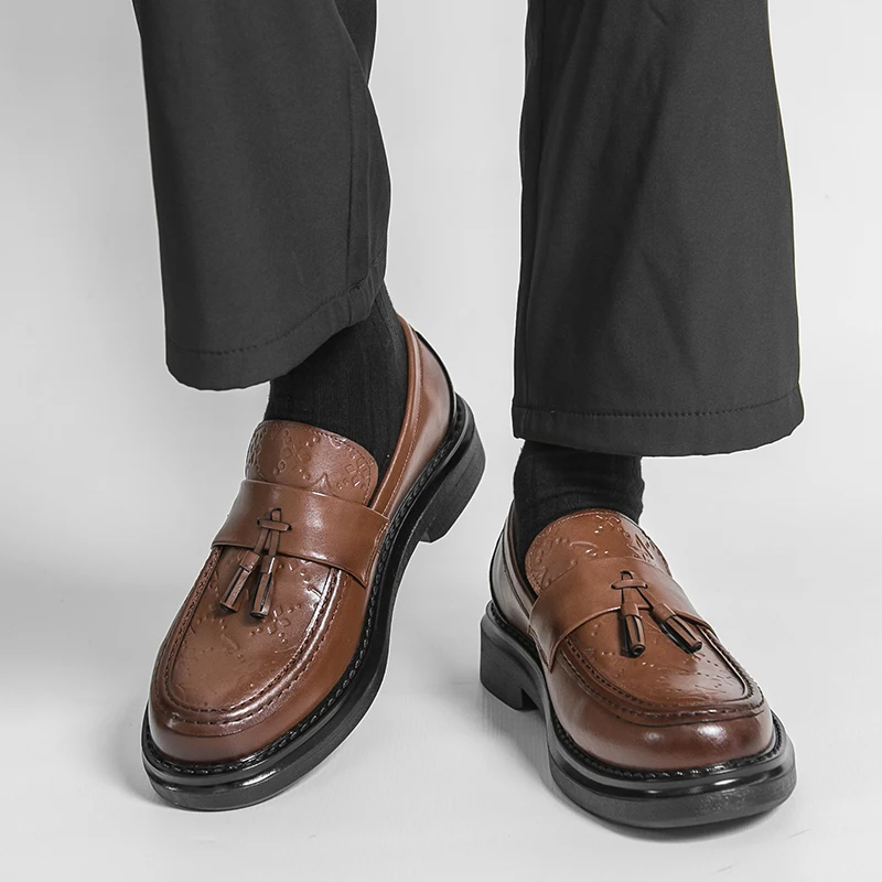 

Men's Leather Shoes, Business Formal Slip-On Tassel Loafers, British Style Versatile Thick-Soled Large Size Retro Trendy Shoes