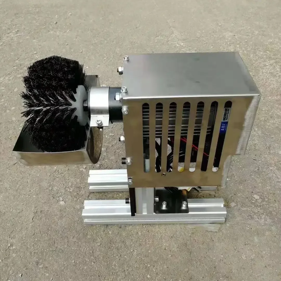 Insulating glass automatic glue sealing line belt cleaner glue punching machine conveyor belt cleaning artifact