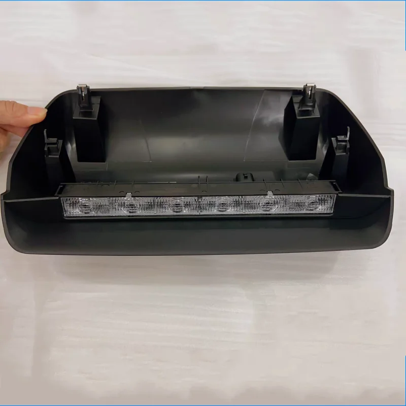 luce-freno-originale-a-montaggio-alto-per-nissan-kicks-2017-2018-2019-2020