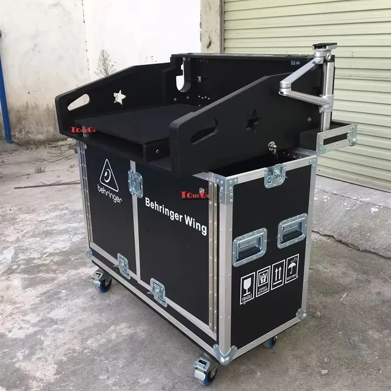 Flip Flight Case for Behringer X32 Full Size with Doghouse
