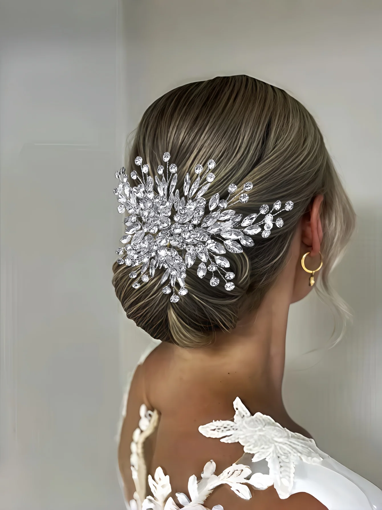 1 Piece Bridal Rhinestone Headpiece Luxurious Handmade Plant-Shaped Headband with Hair Comb Wedding Hair Accessory Headpiece