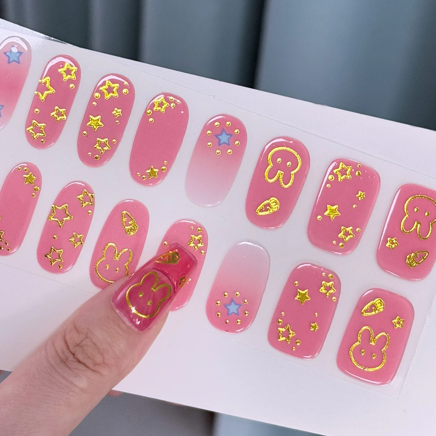 16Tips UV Free Semi Cured Gel Nail Strips Pink Gradient Nail Wraps With Golden Rabbit & Star Pattern Self Adhesive Nail Stickers