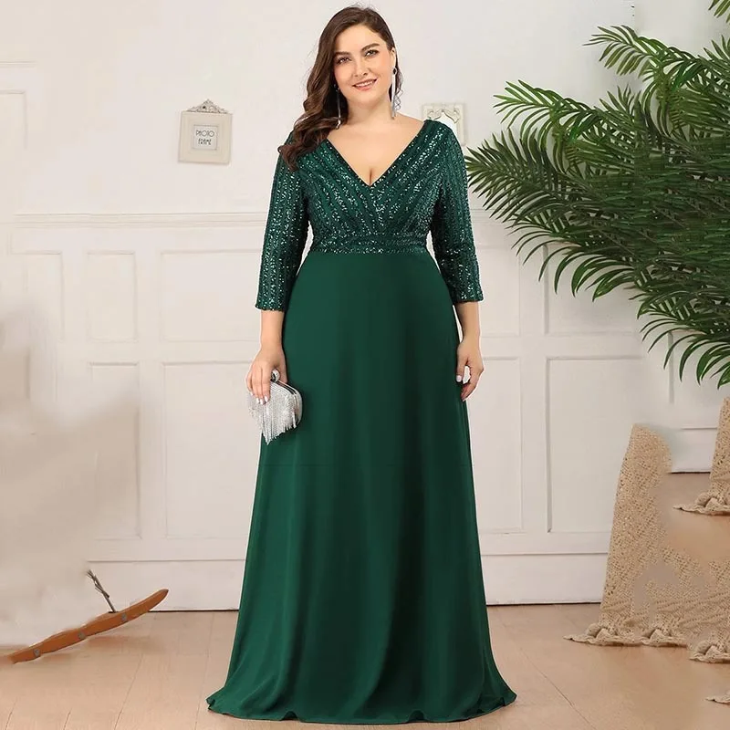 

Plus Size Emerald Green V Neck 3/4 Sleeve Sequin Bodice Chiffon Skirt A Line Floor Length Mother of Bride Evening Gown