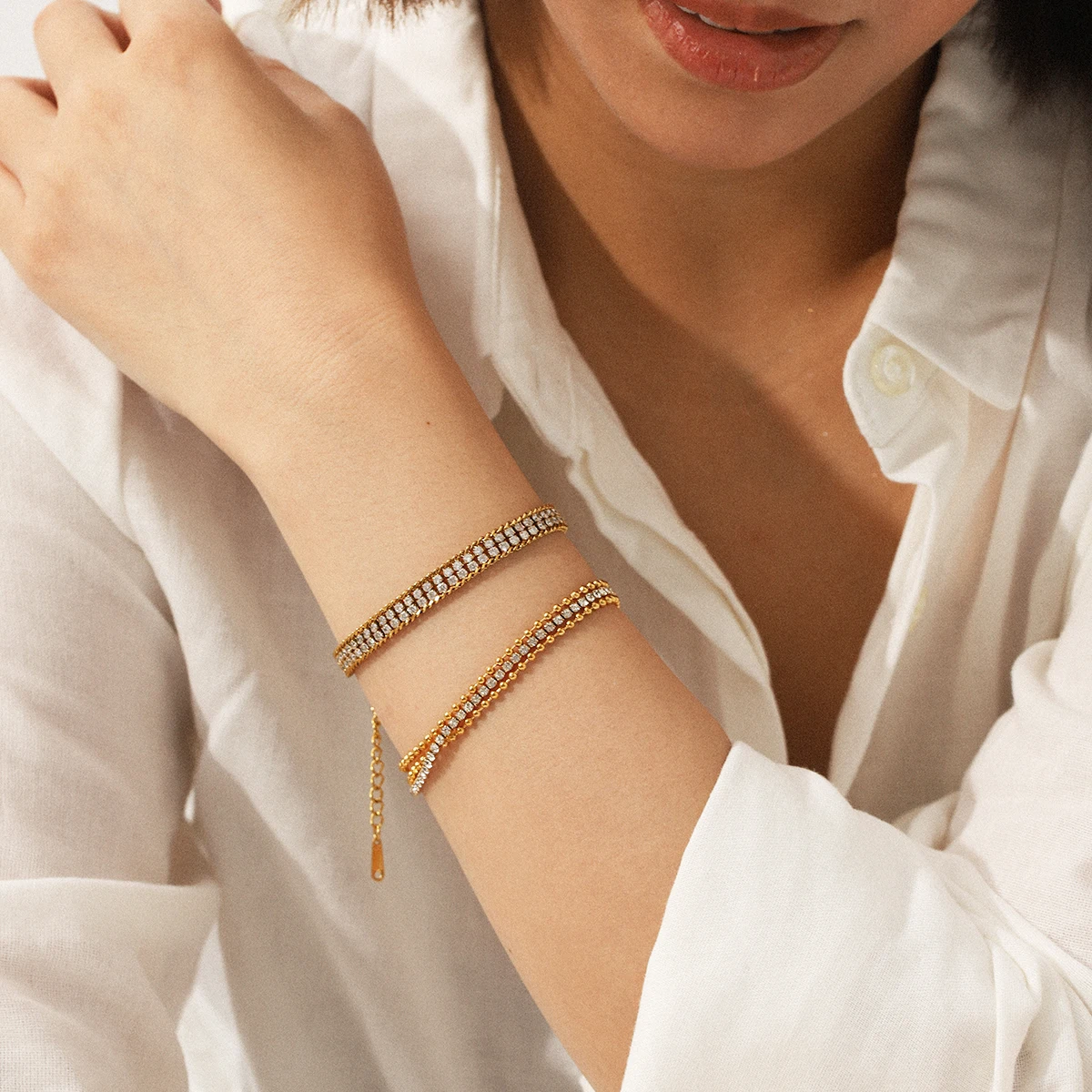 

Huangchao Multi-layer chain inlaid rhinestones Bracelet for Women Stainless Steel 18K Gold Plated Jewelry Fashion Accessories