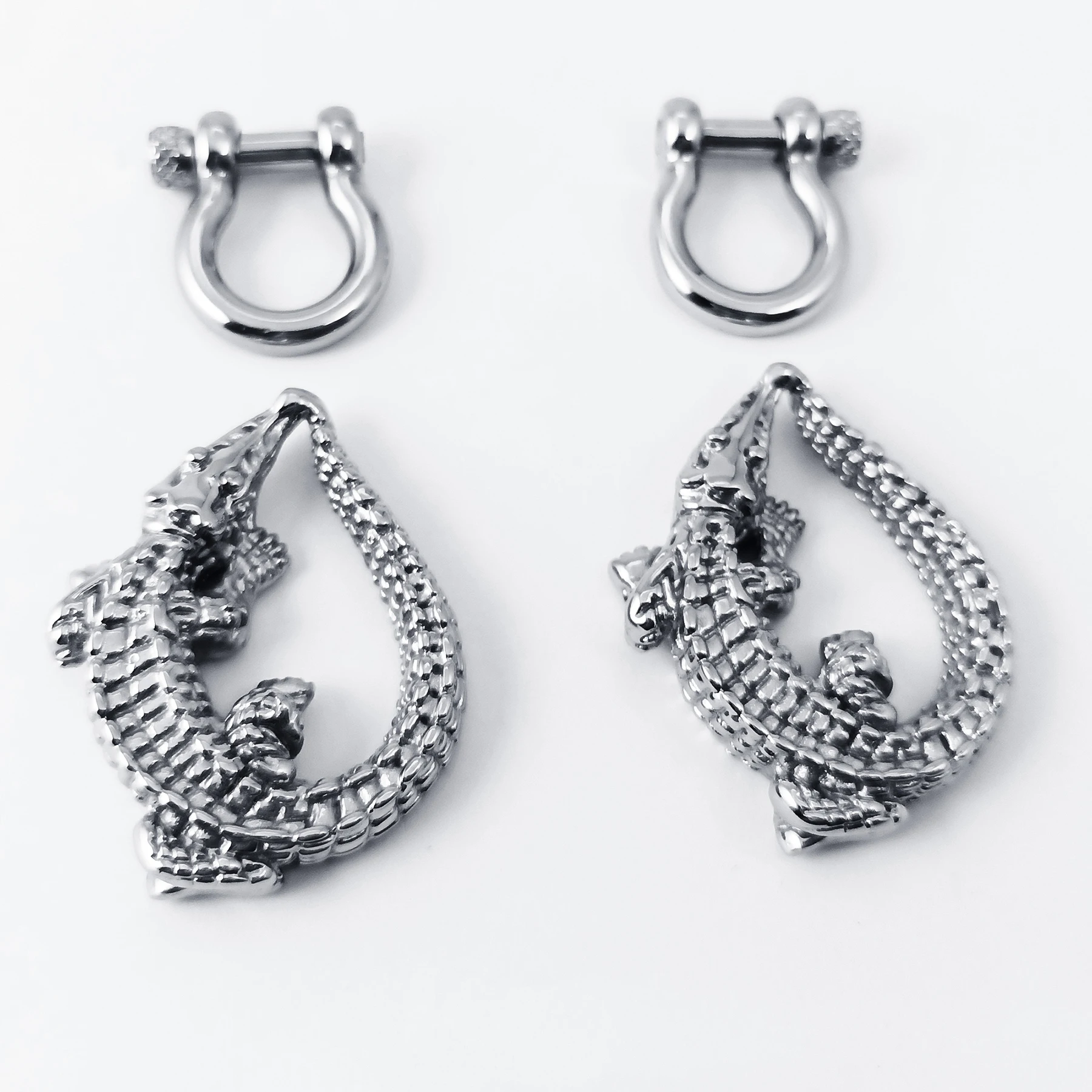 1 Pair Ear Weights Stretching Kits Animal Skull Heavy Ear Gauges Screwed Ear Dangle Plugs and Tunnels Ear Plugs for Men Size 6G