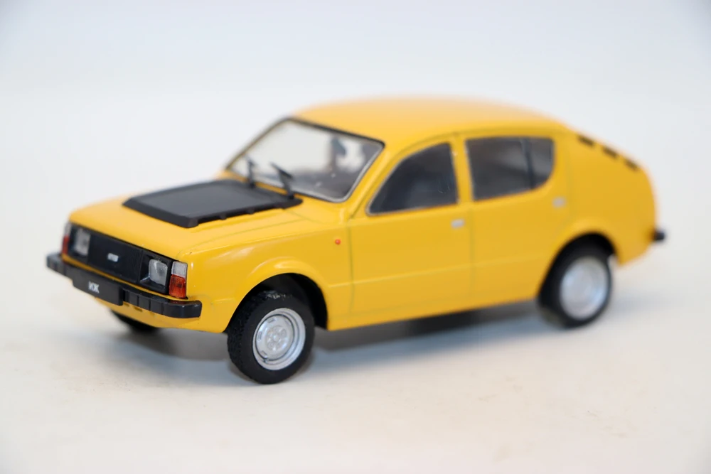 

New 1/43 Scale IZH-13 USSR Car Diecast alloy Toy for collection gift model cars