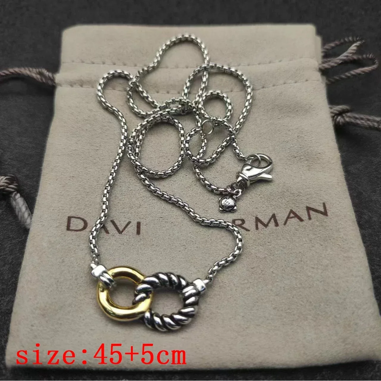 Premium Quality Gift Box with Fashionable DY Necklace-Perfect for Gifting and Special Occasions