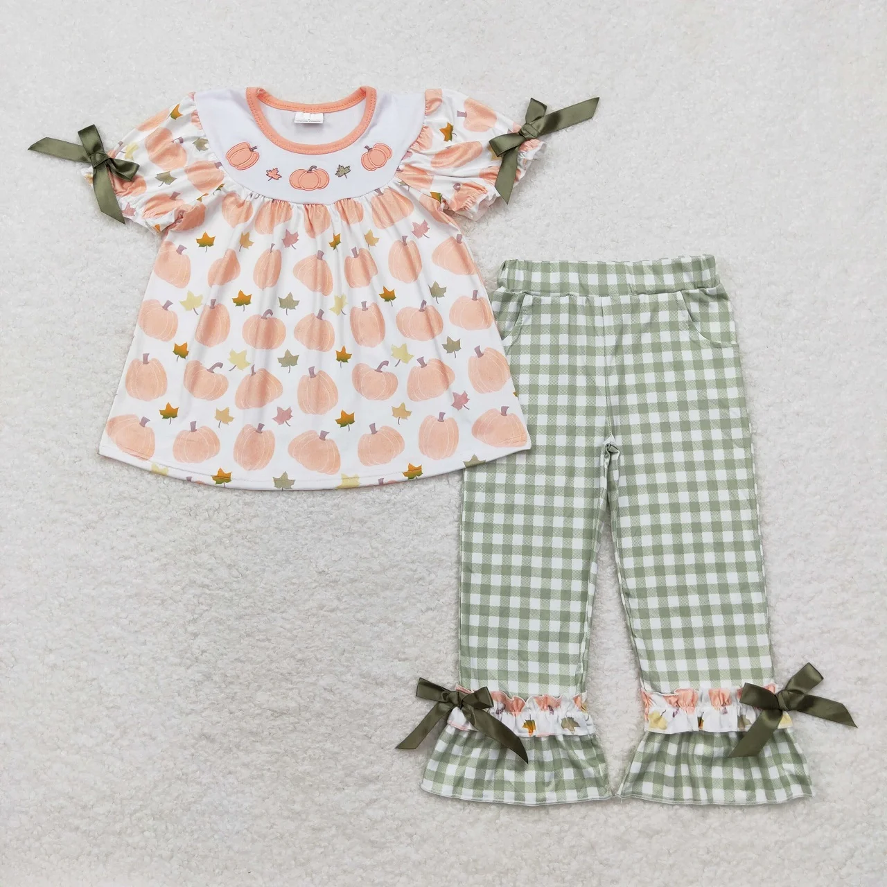 

Wholesale Baby Girl Short Sleeves Embroidery Pumpkin Tops Kids Set Toddler Children Green Plaid Pants Thanksgiving Outfit