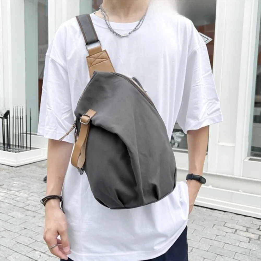 

Solid Color Men's Chest Bag Large Capacity Multifunctional Nylon Crossbody Bag Waterproof Commuting Casual Phone Pouch Boys