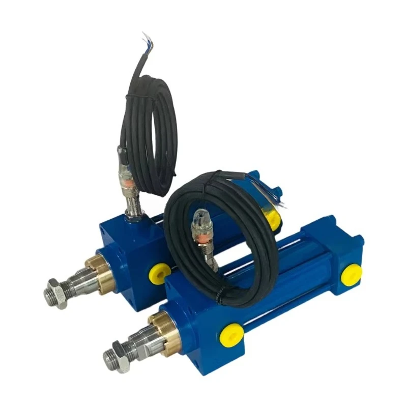 

CDT3 Series Telescopic Hydraulic Cylinder with Hard Chrome Plated Piston Rod, 60mm Stroke with Proximity Switch