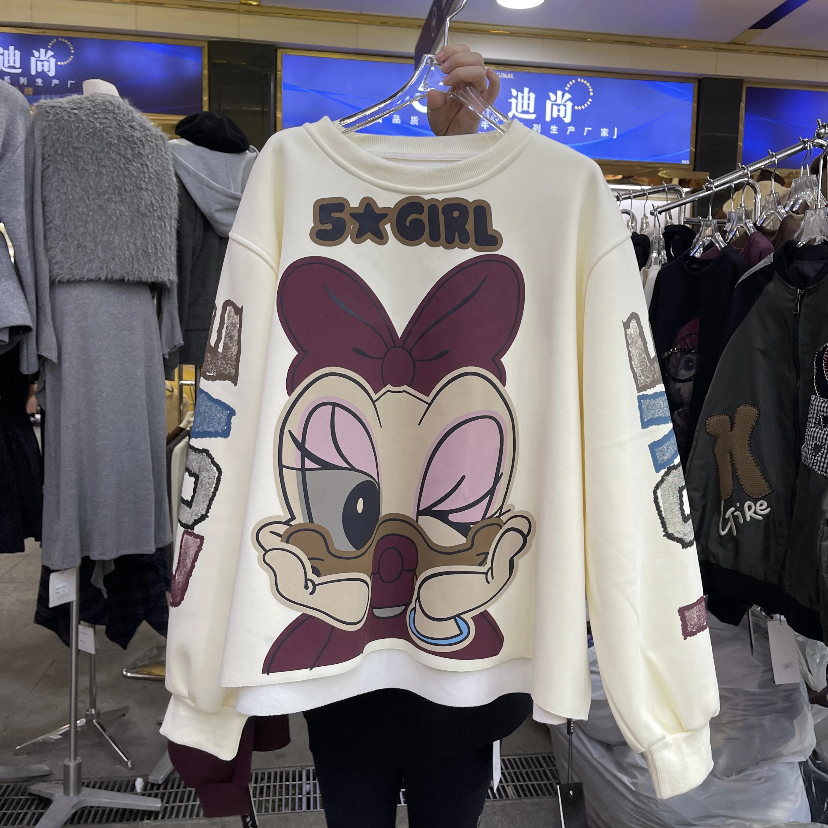 2024 Winter New Loose Cartoon Printed Letter Fleece Sweatshirts Female Casual Round Neck Pullover Long Sleeve Hoodies Women