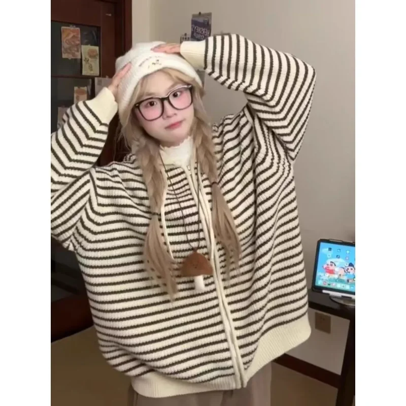 

New All Match Hooded Contrasting Striped Knitted Cardigan Women's Winter Loose Casual Sweater Zipper Fashion Top