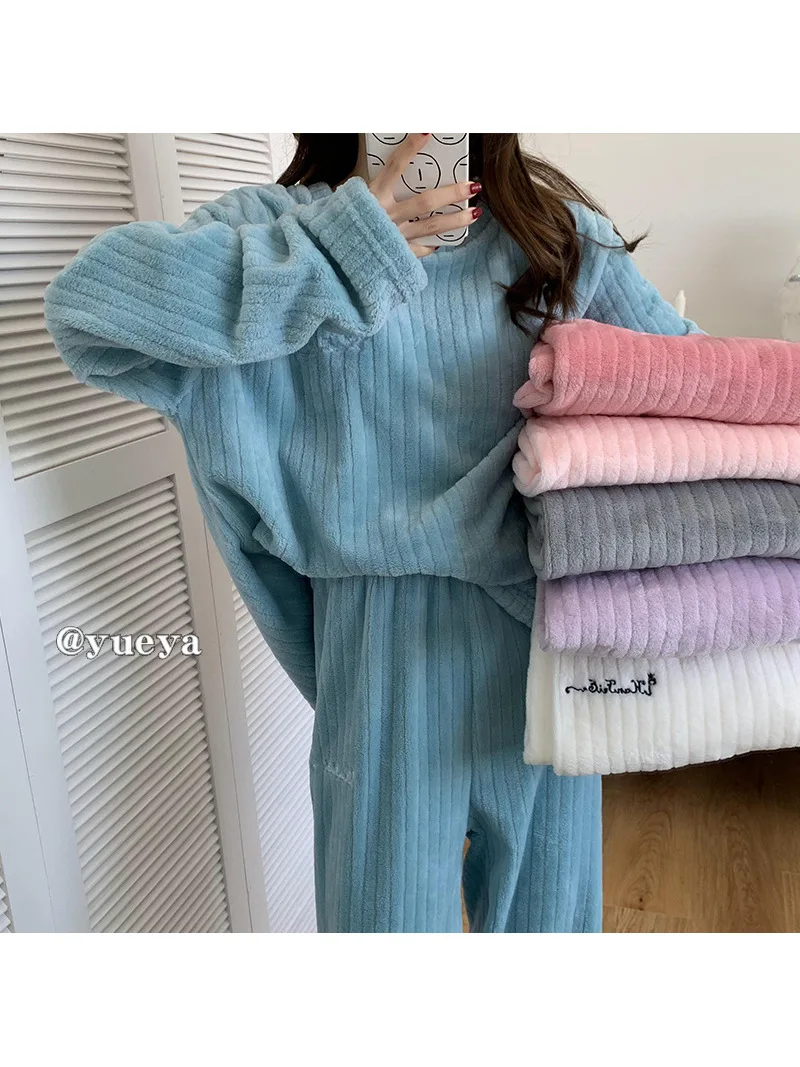 

Women's Pajamas Sleepwear Winter Sleepwear Autumn Coral Fleece Pajamas Long-sleeved Thickened Loungewear Large Size Fashion Suit