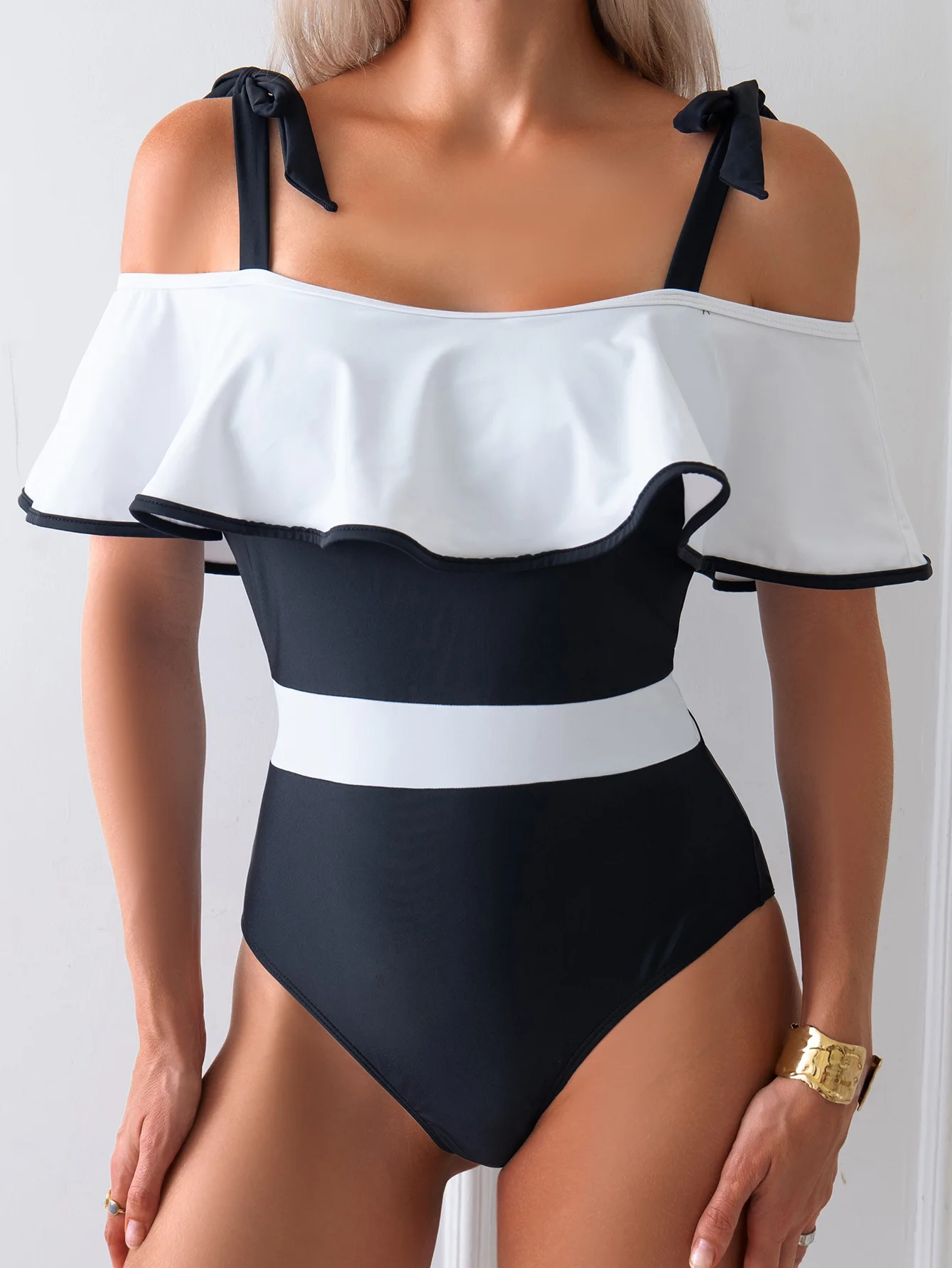 Women's Cross-Border New Style Ruffle Edge One-Piece Swimsuit Bikini Swimwear Holiday Beachwear Corset Clothes Swimsuit Female