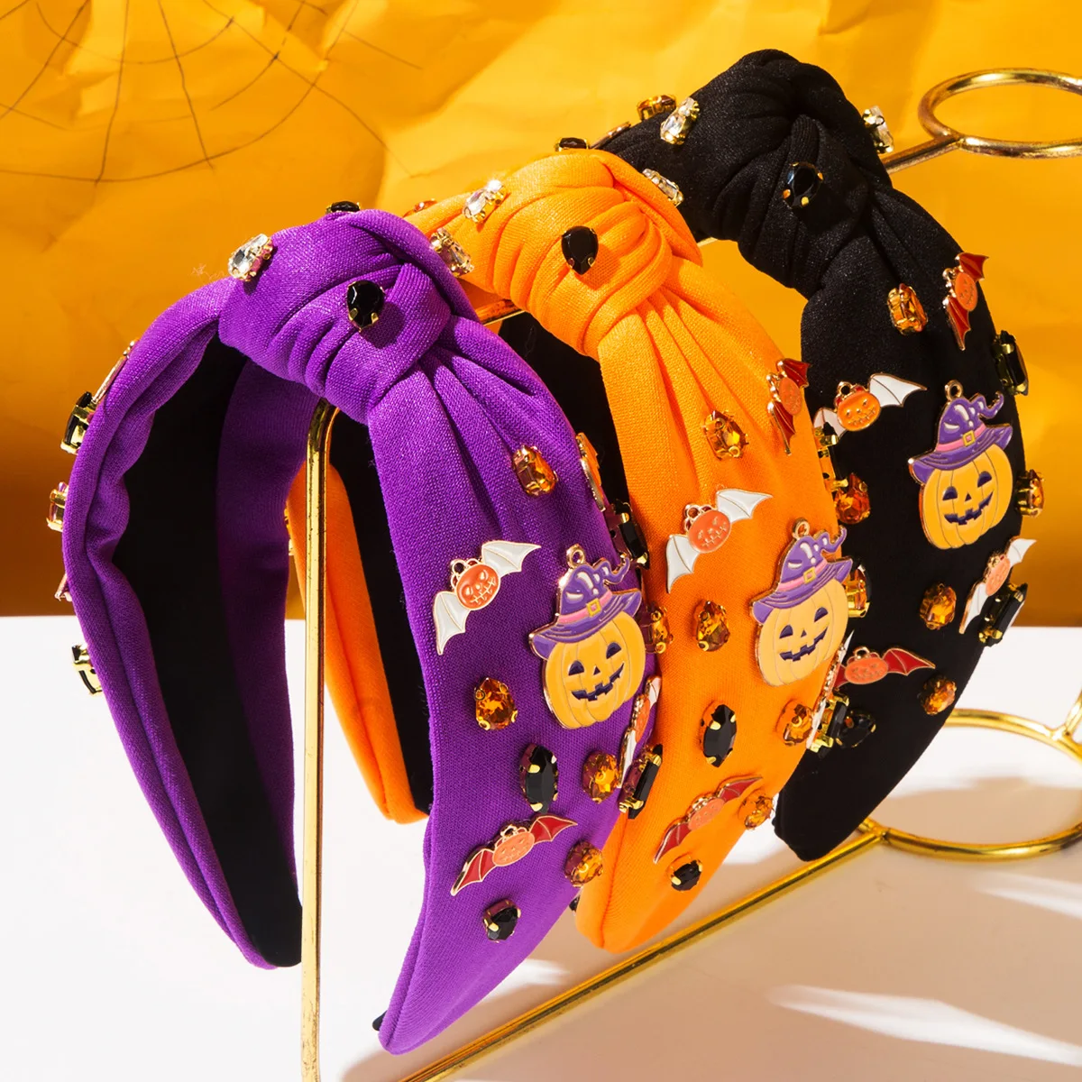 

New Halloween elements knotted headband female personality unique diamond-encrusted bat pumpkin accessories decorative holiday h