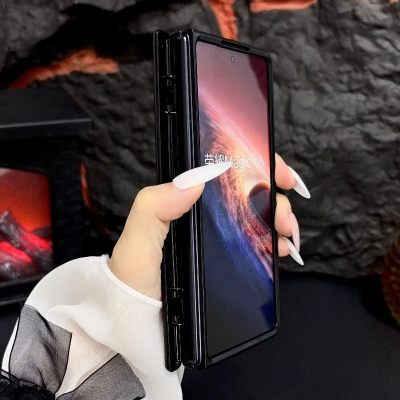 Etui For Honor Magic V6 z MagSafe, magnetyczne, matowe, z paskami, ze skóry wegańskiej PU, składane etui na telefon, odporne na odciski palców, z bumperem. — zdjęcie produktu 3