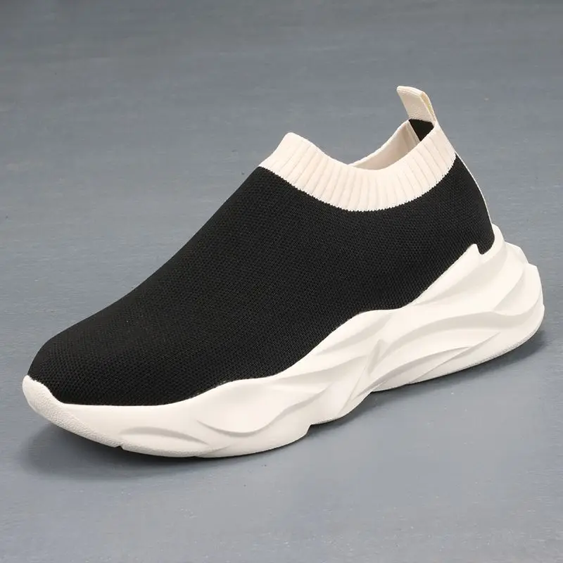 New Shoes for Men Breathable Knit Casual Sock Shoes Flat Platform Shoes Youth Slip-on Loafers