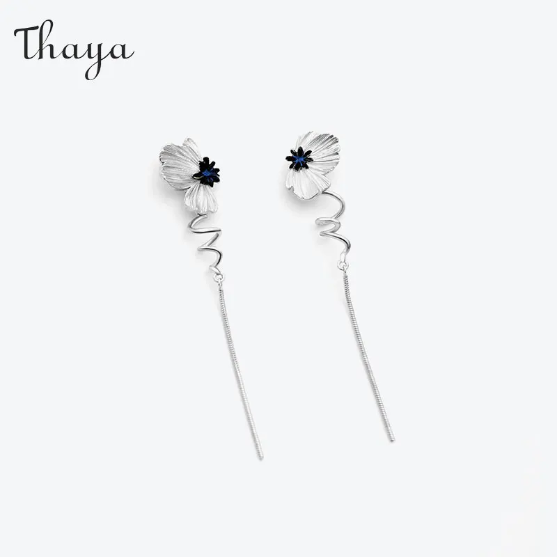 Thaya Fashion Gold Plated Elegant Women Earrings Silver Needle Dangle Earrings for Girls Romatic Party Anniversary Jewelry Gift