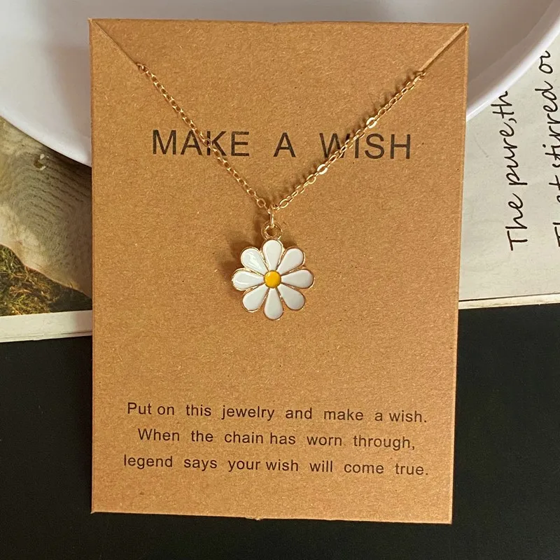 Korean Fashion Flower Pendant Necklace for Girl Women White Yellow Color Trendy Cute Clavine Collar Jewelry Wholesale Necklace