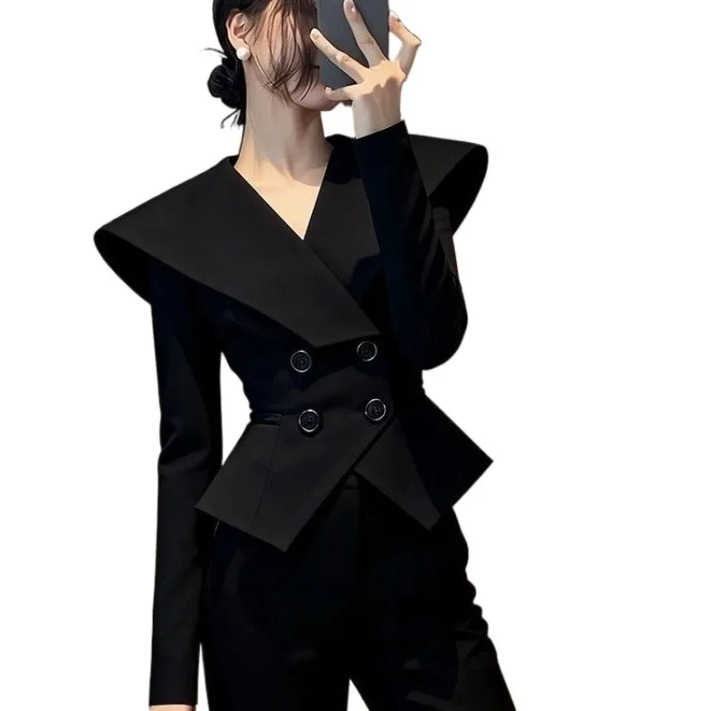 

Black Short Coat Women's Autumn Light Luxury High-end Fashionable Foreign Style Unique Super Good-looking Temperament Waist Top