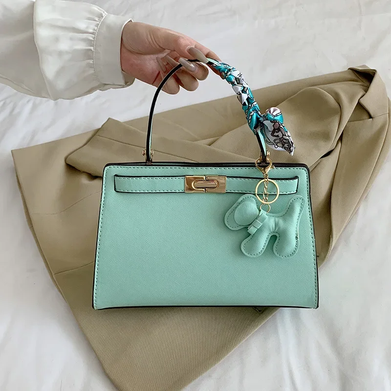 حقيبة ساعي فاخرة جديدة، حقيبة يد جلدية مقلدة عالية الجودة، حقيبة كتف مصممة على شكل حصان