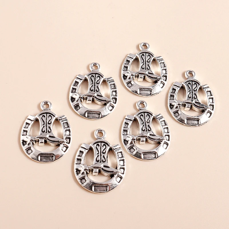 Leslie 10 Stück 19*25mm Legierung Antik Silberfarben Italienische Stiefel Pferdeschuh-Anhänger für Armbänder Halsketten DIY Schmuckzubehör – Detail 3
