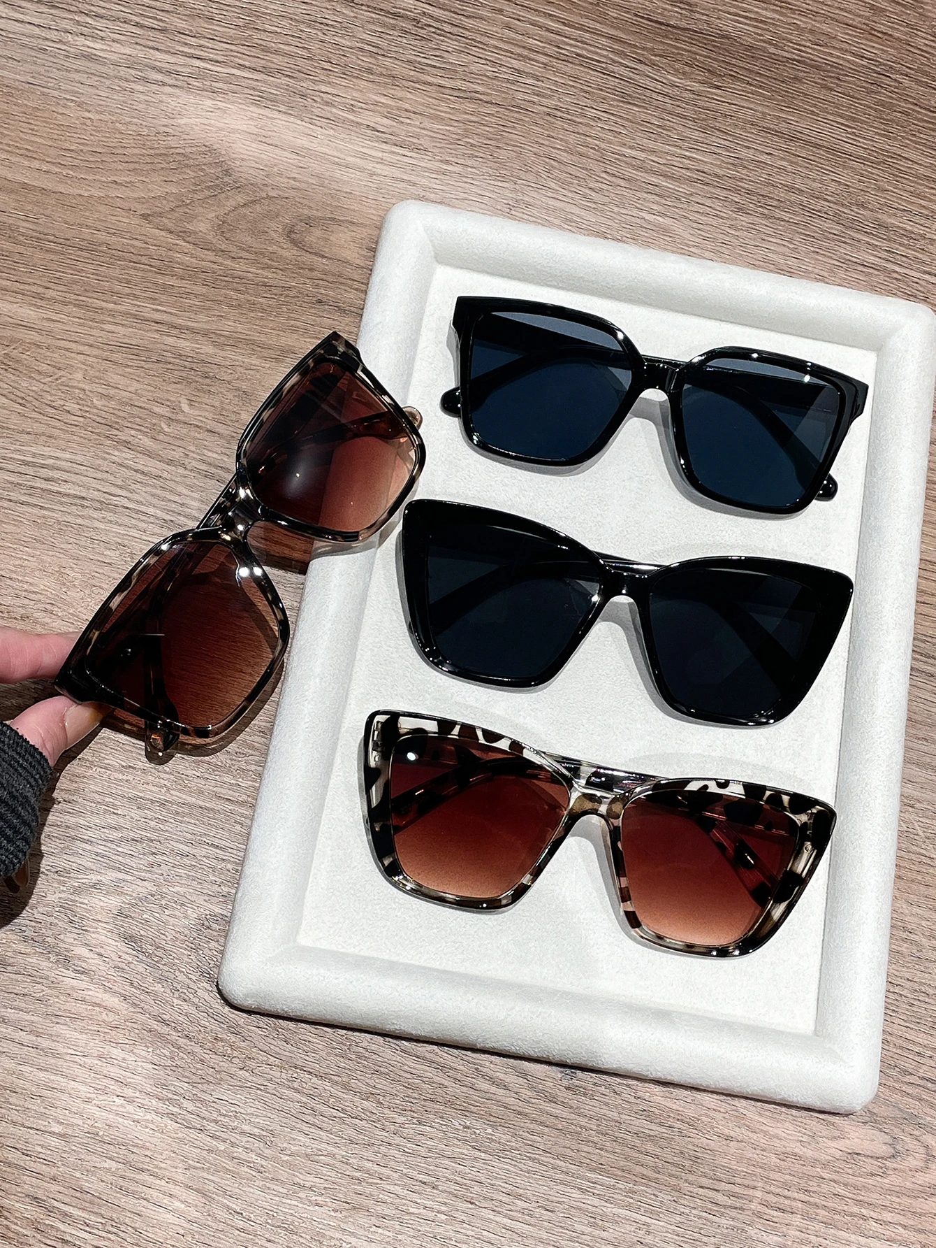 4PCS Fashionable Minimalist Large Frame Glasses Unisex Suitable for Daily Wear Street Photography And Driving