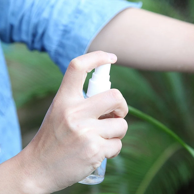 12 Pack Fine Mist Clear Spray Bottles 120 Ml (4 Oz) with Pump Spray Cap, Reusable and Refillable Small Empty Plastic Bottles