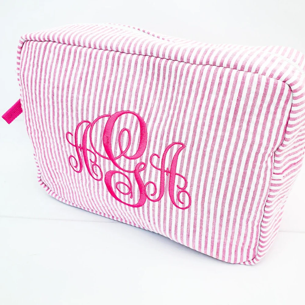 New Embroidered Name Cosmetic Bag Women\'s Makeup Case Personalized Bridesmaid Wedding Birthday Gifts Travel Toiletry Bag