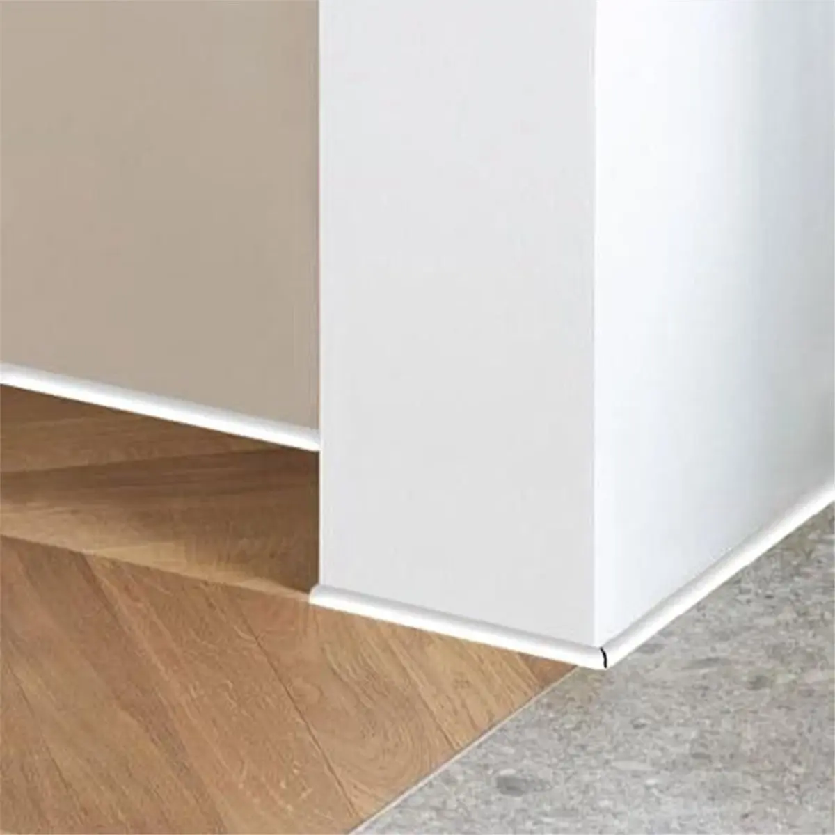 유연한 쿼터 라운드 몰딩, 구부릴 수 있는 몰딩 트림, 바닥, 욕조, 캐비닛용 접착식 실리콘 고무 엣지 트림