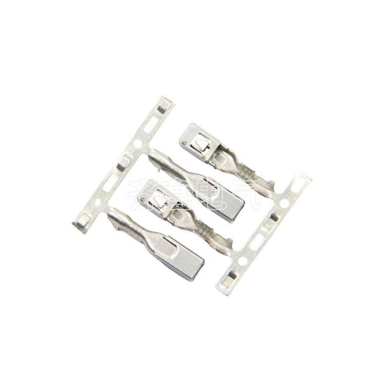 968074-2,Crimp Receptacle,Mating Tab Width 0.11 in,Automotive Connector,Tab Thickness 0.024 in,Micro Power Quadlock,968075-2