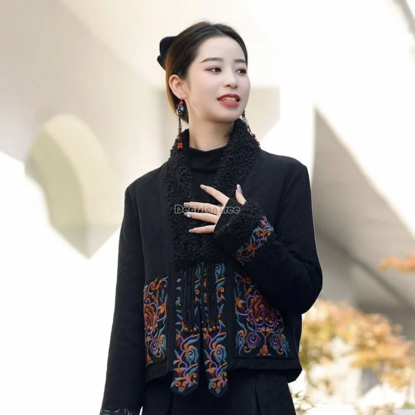 Chinese cotton-padded coat female Autumn winter Ethnic style embroidery edge v-neck long sleeve cheongsam button cotton coat