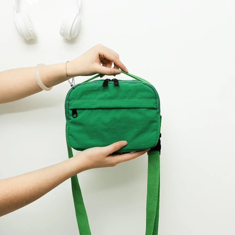 

Korean Style Square Message Bag Large Capacity Causal Nylon Crossbody Bag Quick-dry Solid Color Sports Shoulder Bag Unisex